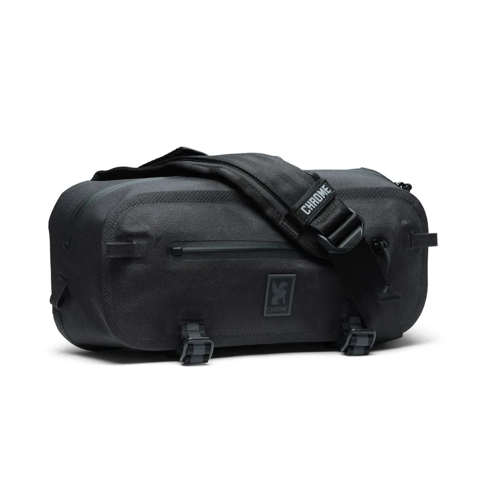 chrome-industries-mini-kadet-wp-bandolera-sling-impermeable-soldada image 1
