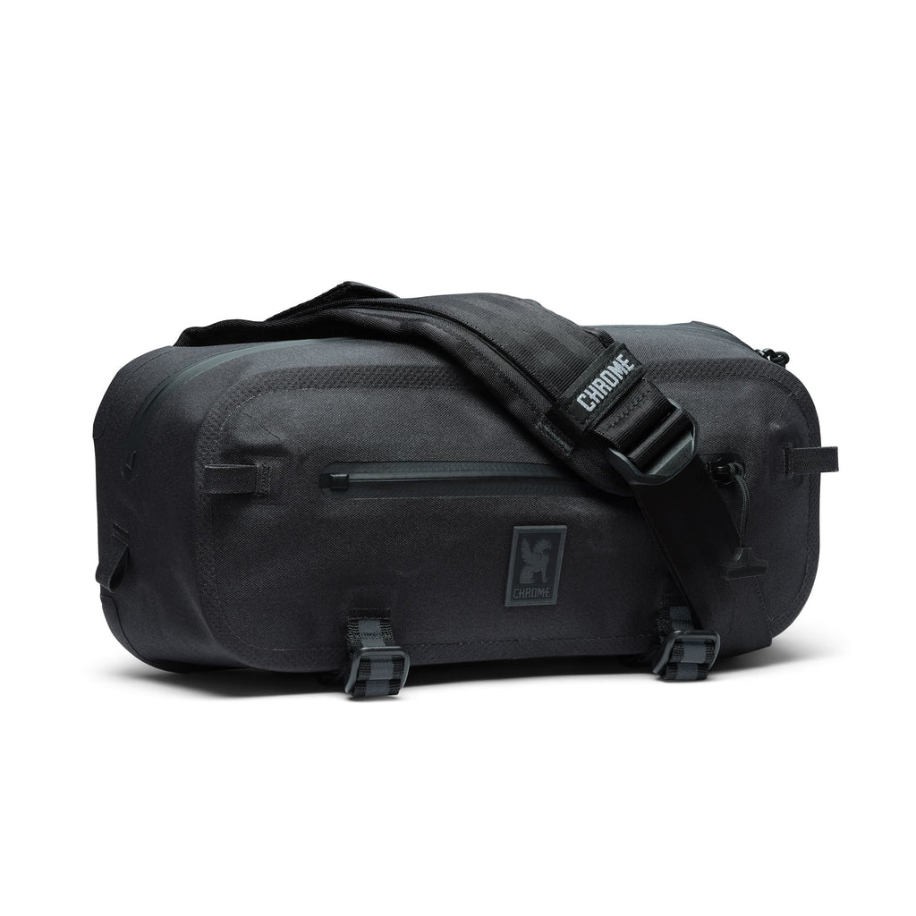 chrome-industries-mini-kadet-wp-bandolera-sling-impermeable-soldada image 1