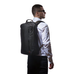 manhattan-portage-bay-ridge-backpack-mochila-urbana-ultrafina-con-compartimento- image 2